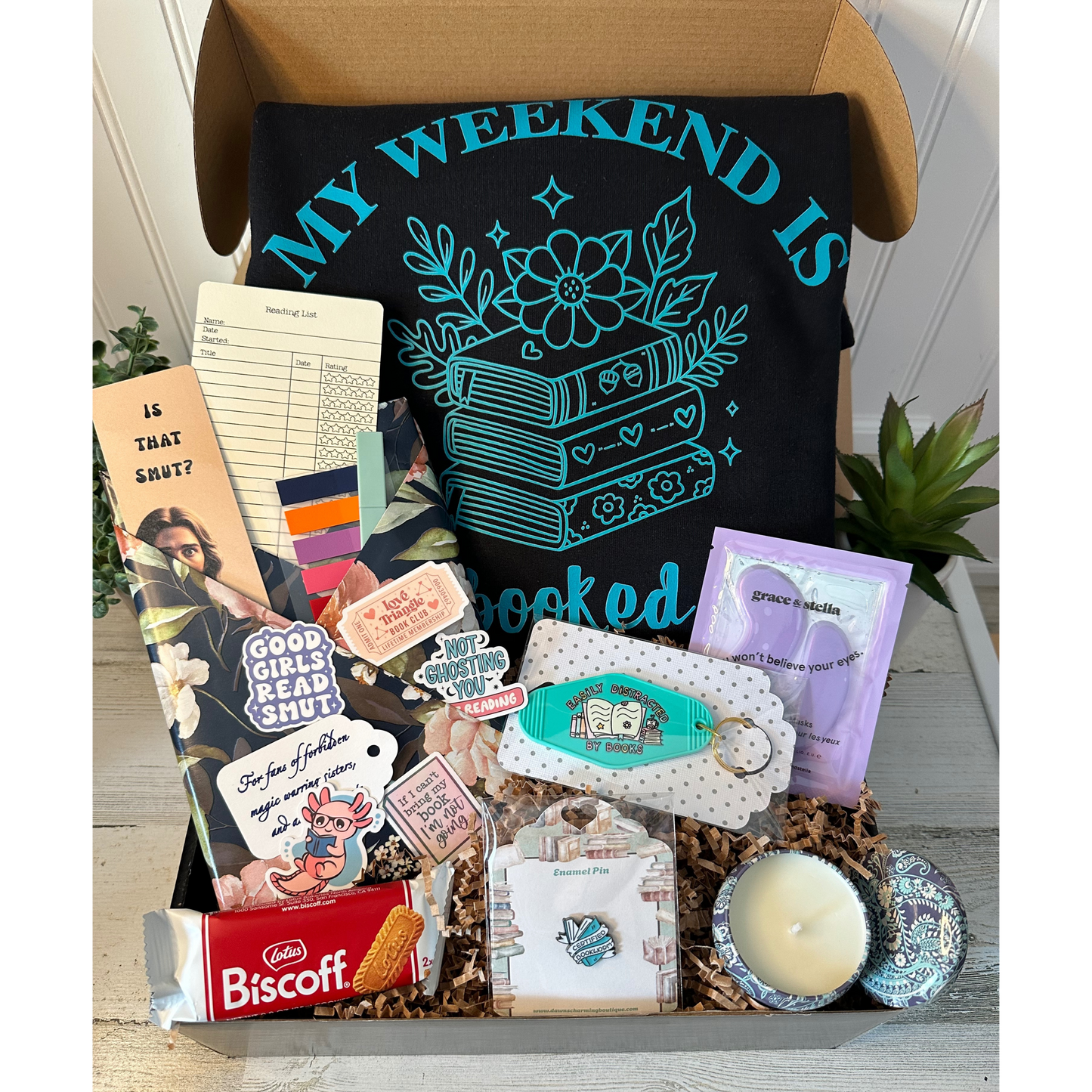 Blind Date with a Book Gift Box/Sweatshirt